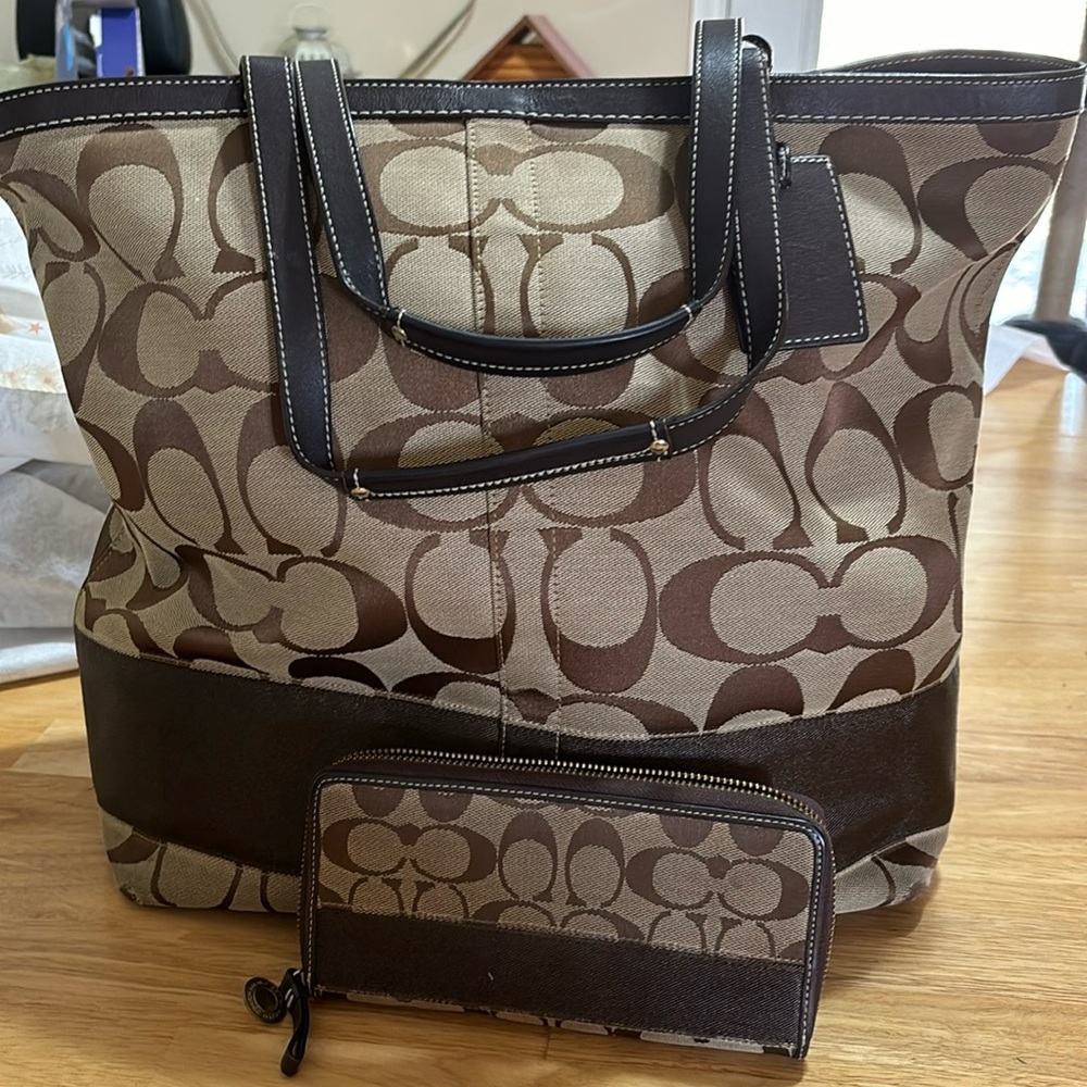 Coach tan and bronze tote with matching wallet